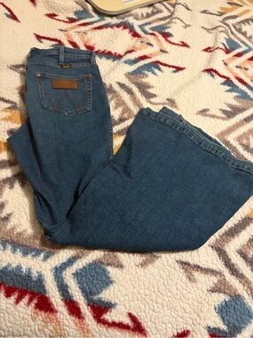 Wrangler Women's Blue Wide Leg Jeans